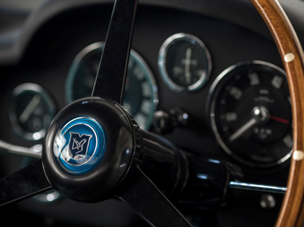 MAN MAN Aston Martin klassiek groen3