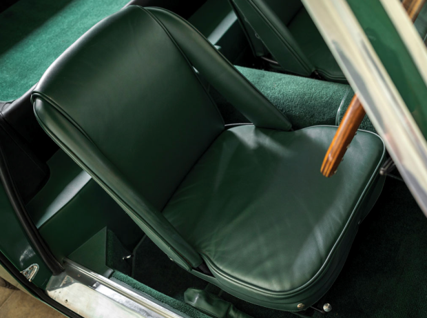 MAN MAN Aston Martin klassiek groen4