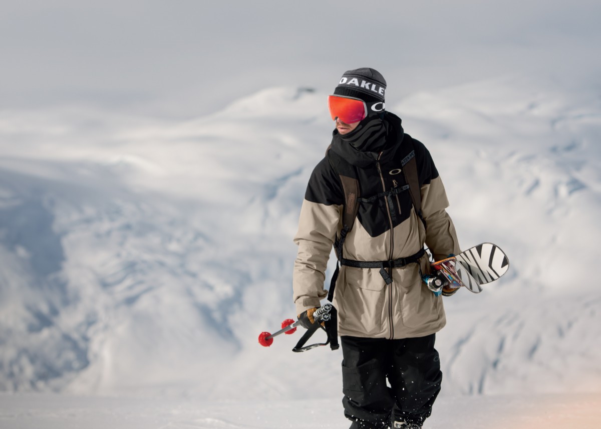 Oakley_SNOW-03