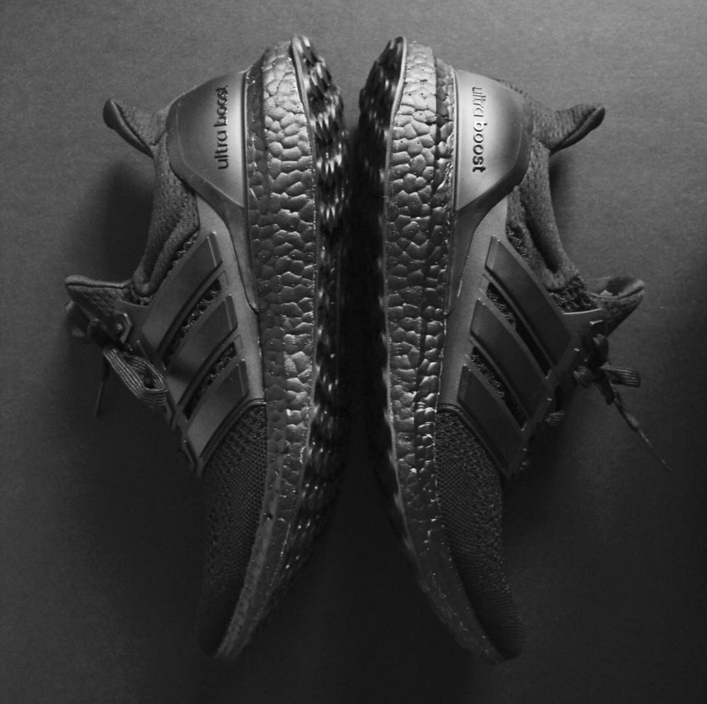 Adidas ultra boost triple black man man 2