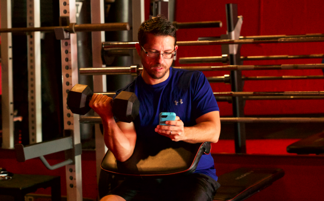 Sportschool gym fitness man man