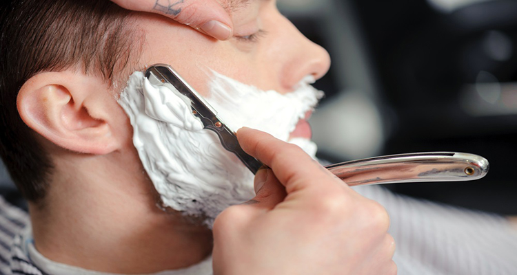 straight razor-kapper-scheren-scheerschuim-MAN MAN