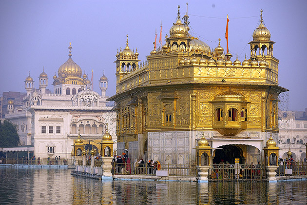 Golden-Tempels-india-MAN MAN