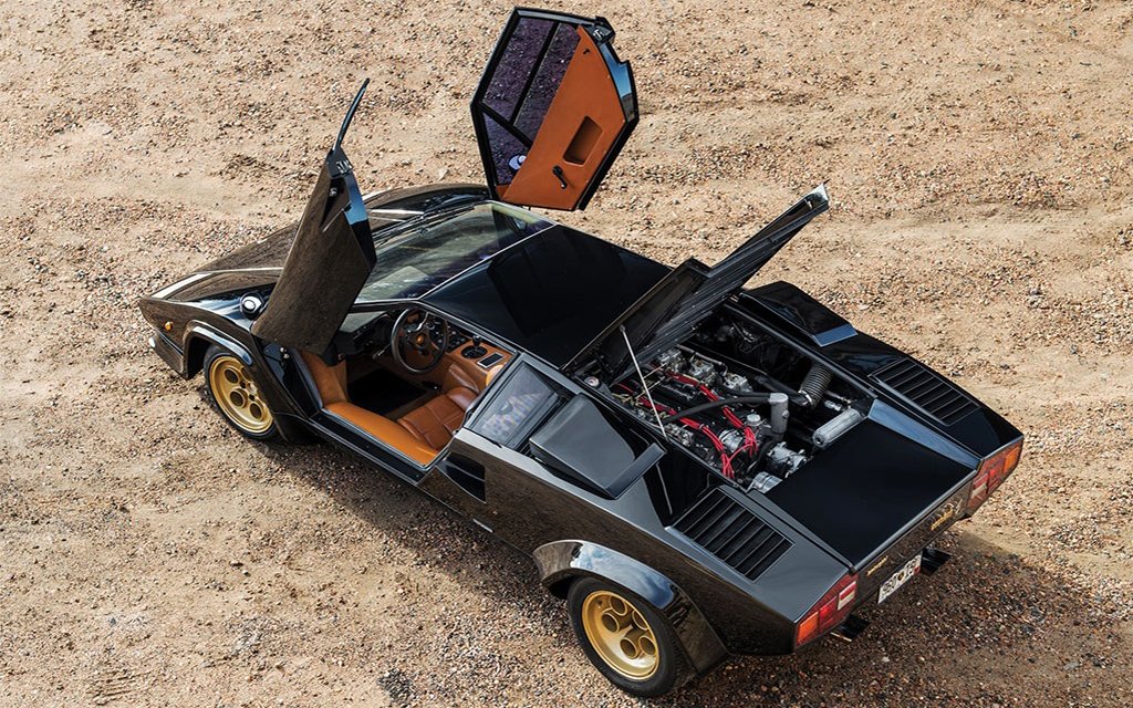 vintage Lamborghini Countach manman