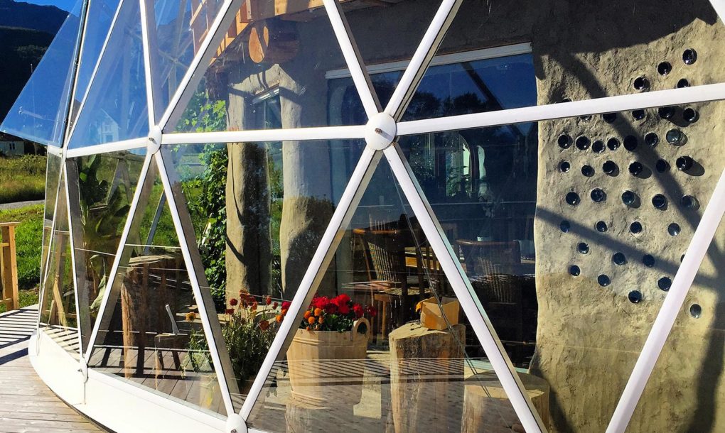 iglo-poolcirkel-glazen-buitenkant-MANMAN