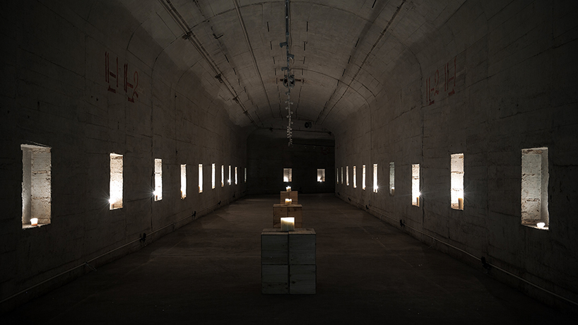 Wijn museum bunker man man