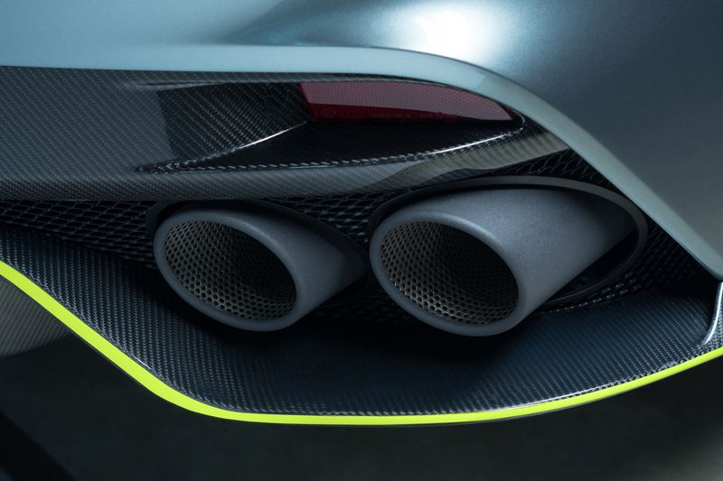 Aston Martin Rapide AMR 7