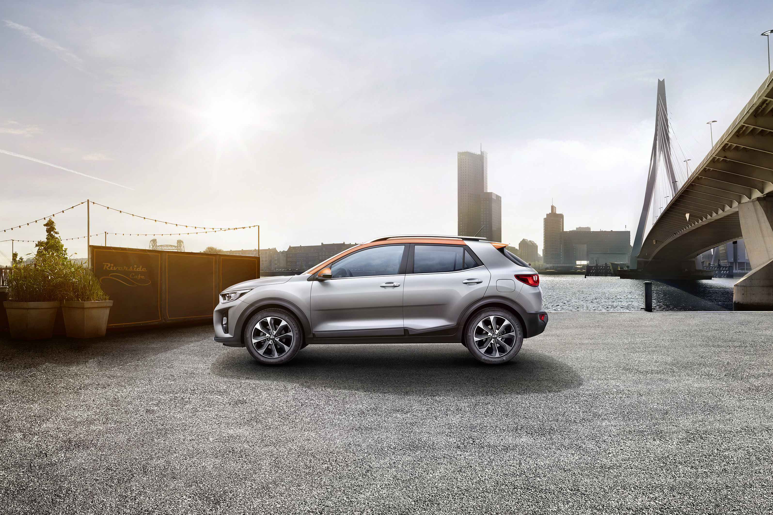 3_Kia-Stonic-frisse-nieuwkomer-in-segment-van-compacte-crossovers