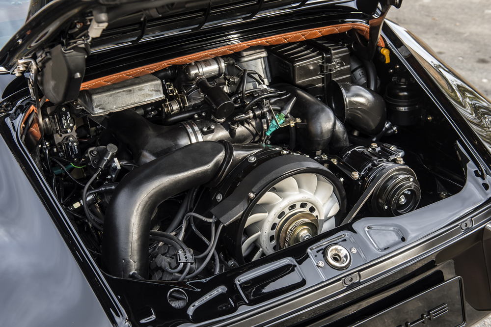 Porsche Singer Switserland Man Man 3