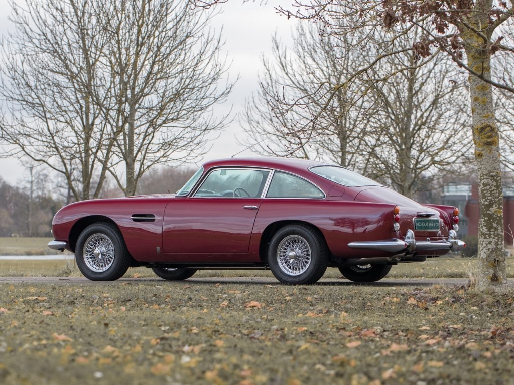 Aston Martin DB5 van Robert Plant zanger van Led Zeppelin MAN-MAN