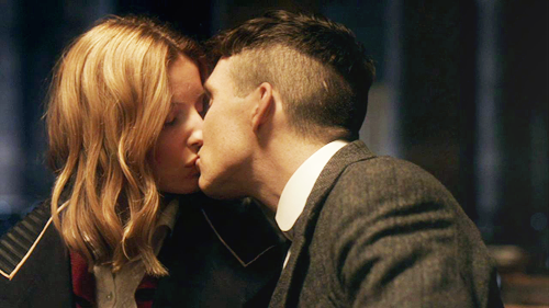 kussen eerste date MAN MAN