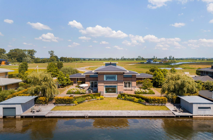 funda villa met tuin 