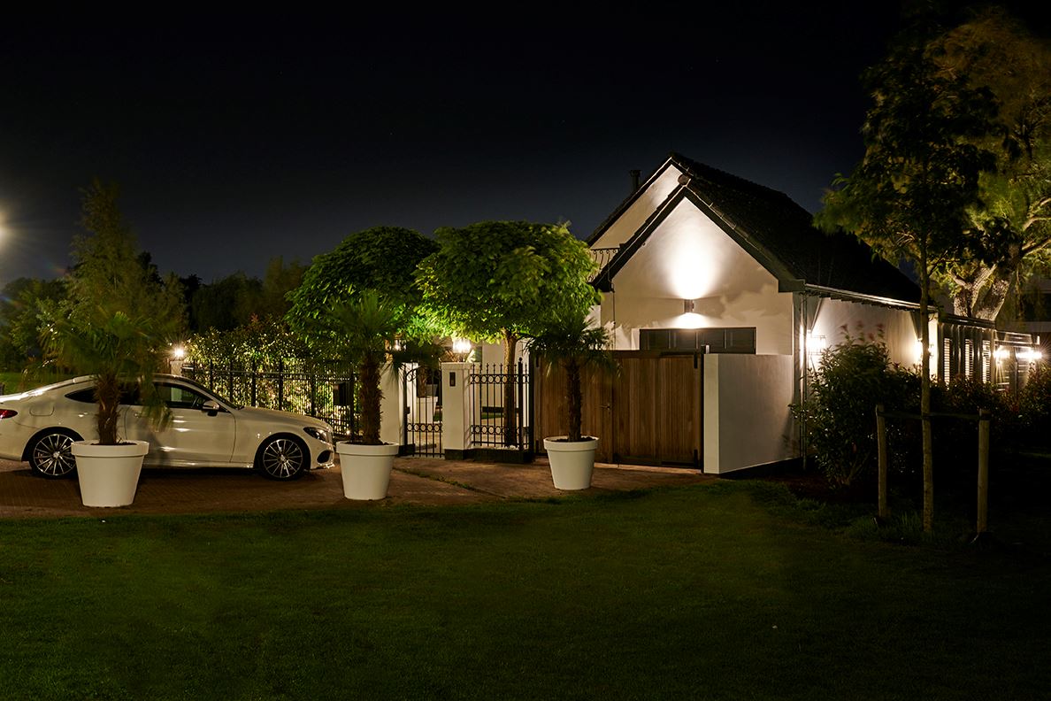 ibiza villa in het donker