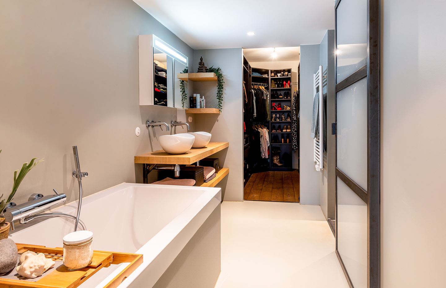 Funda parel: dit Rotterdamse appartement lijkt vanbinnen een loft uit New York