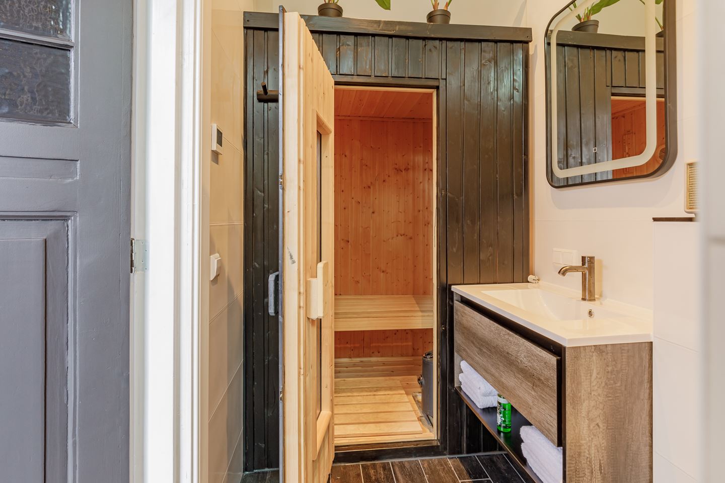 Funda parel: karakteristiek herenhuis nabij Amsterdam