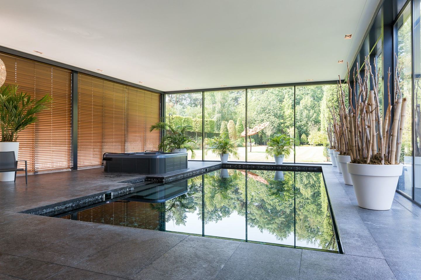 zwembad villa brabant