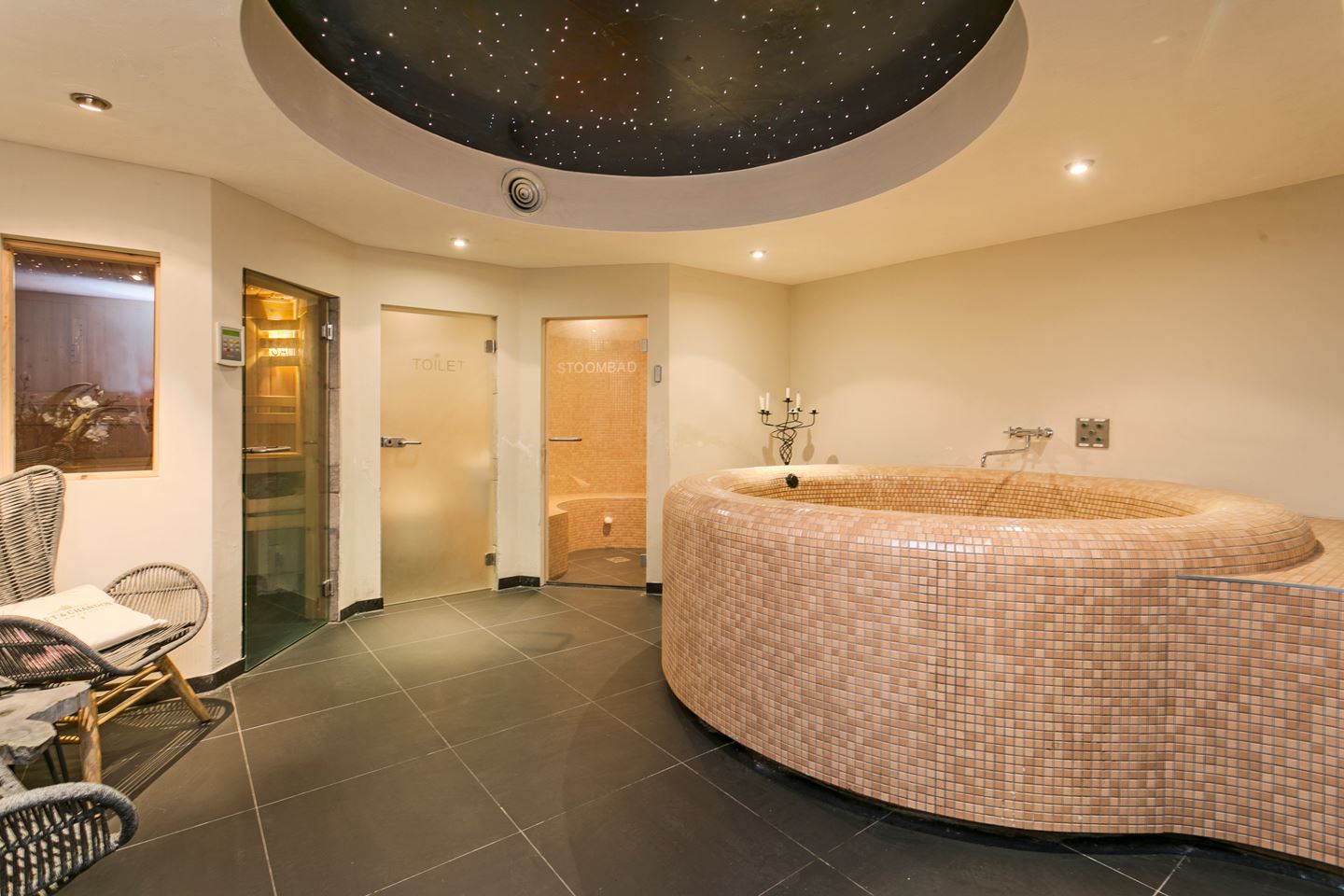 welness woning funda waalwijk te koop