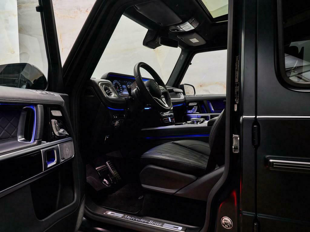 nikkie oude auto verkocht