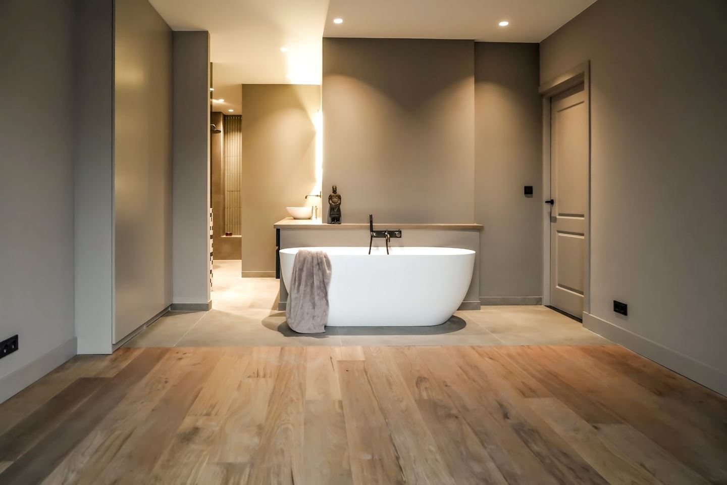 badkamer met los bad luxe