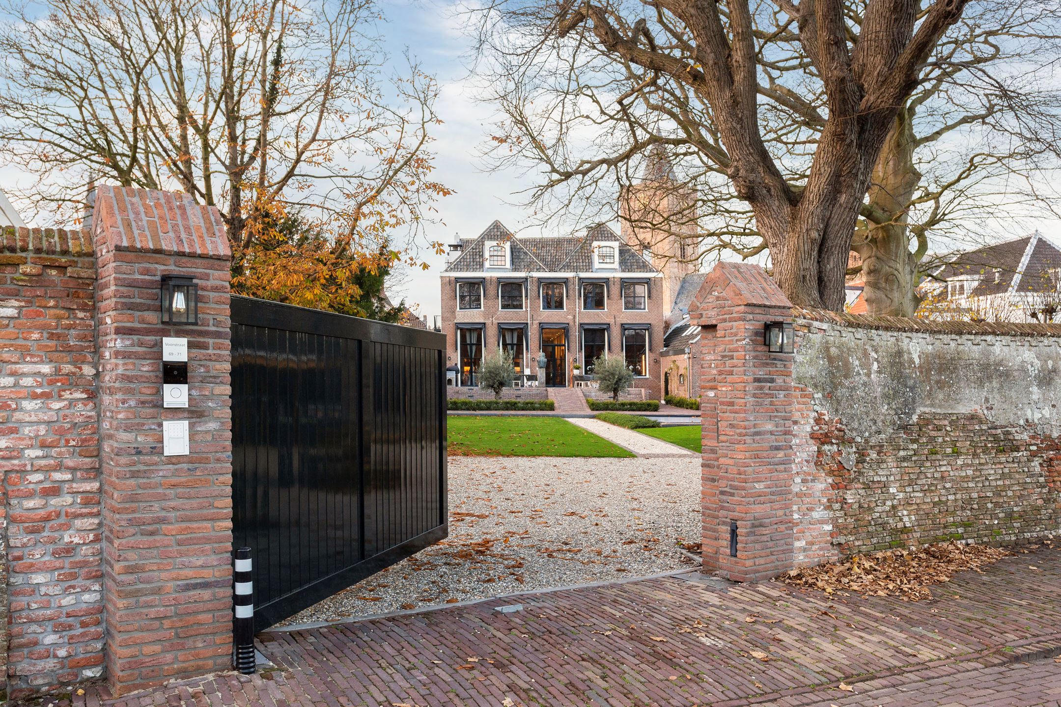 Droomwoning op Funda: deze miljoenenvilla is alleen weggelegd voor Nederlandse supersterren