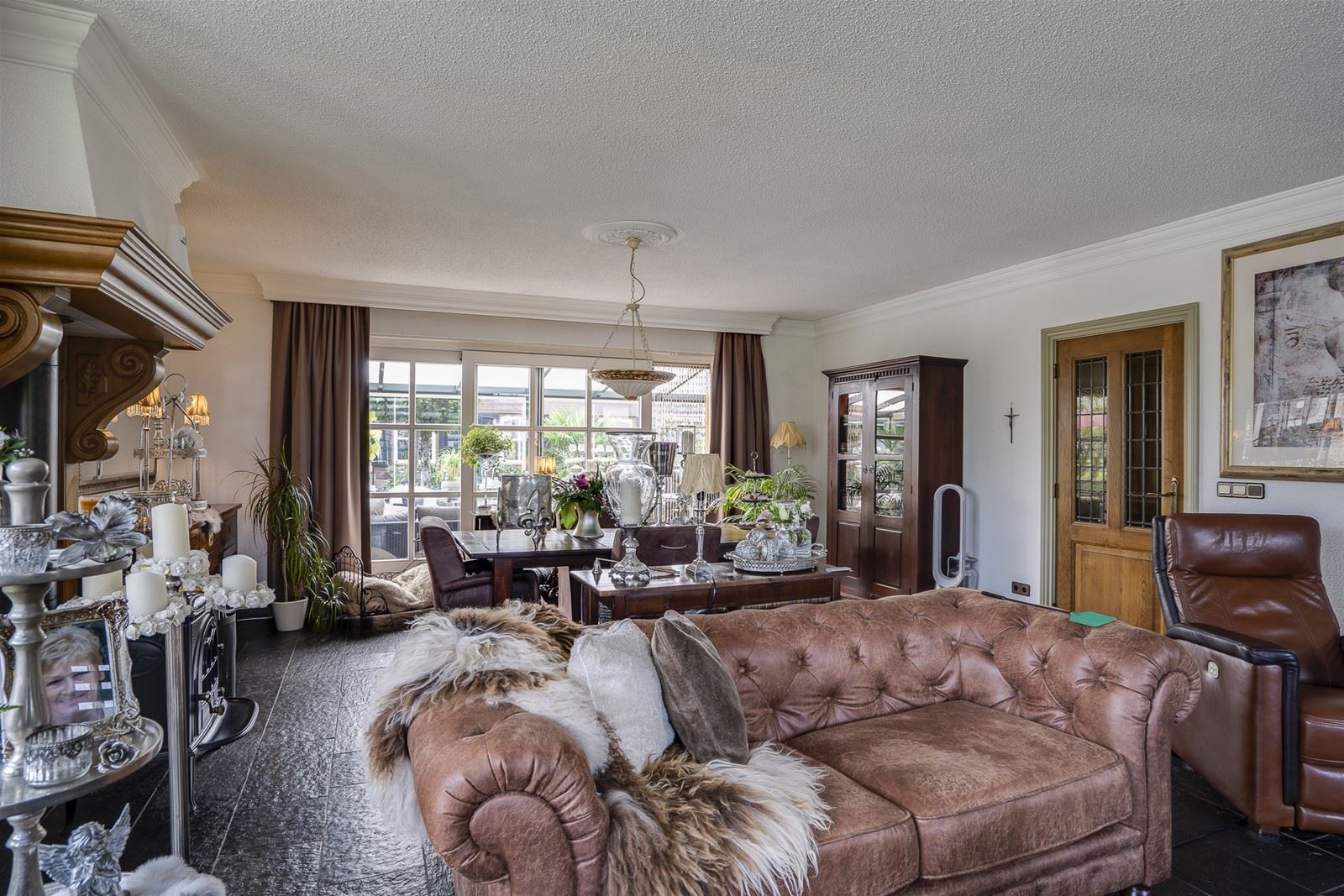 woonkamer ruime losstaande woning deurne