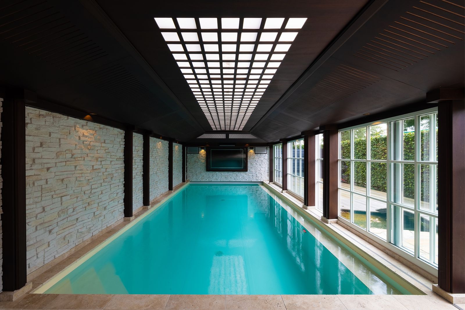 Afrojack zet villa te koop