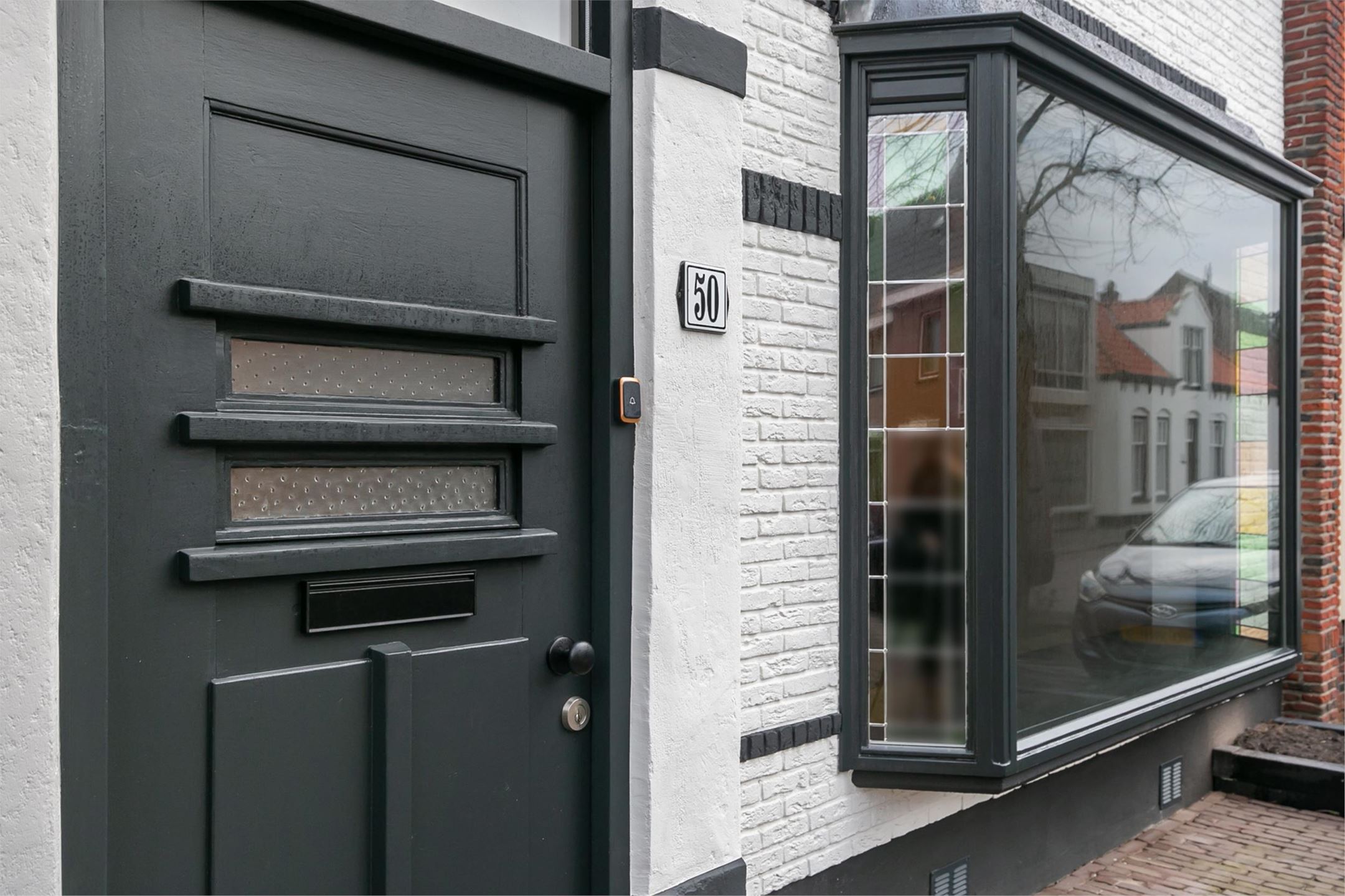 voorzijde-funda-huis-monster-makeover