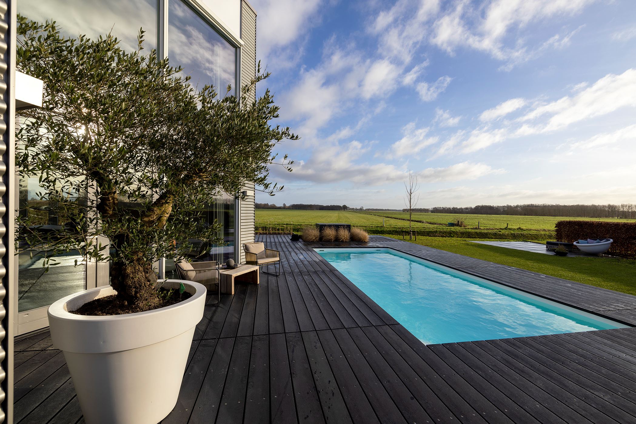 zwembad-villa-te-koop