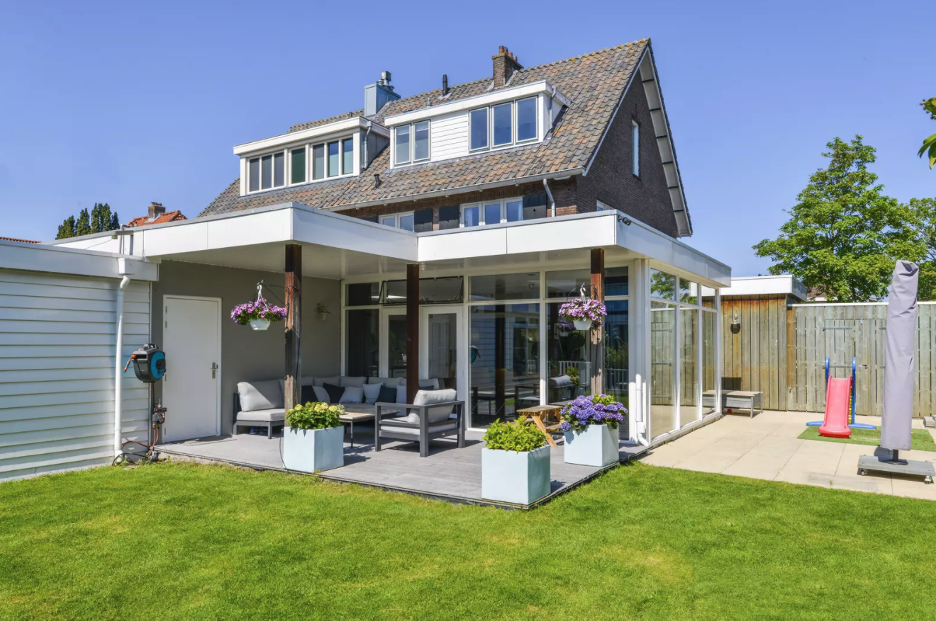 achtertuin nienke en resley in amsterdam gekocht