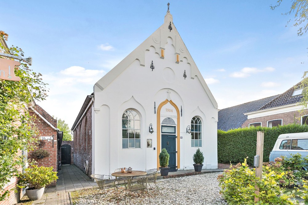 mooie kerk gerenoveerd tot woning te koop funda