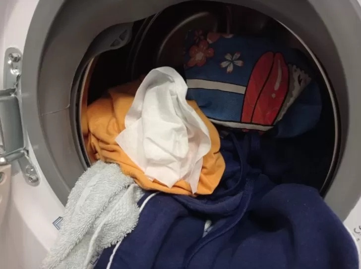 Last van pluisjes op je wasgoed? Met dit trucje is dat voorgoed verleden tijd