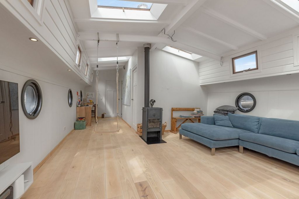 woonboot zithoek funda amsterdam